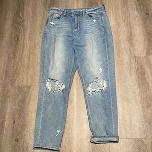 American eagle mom jeans